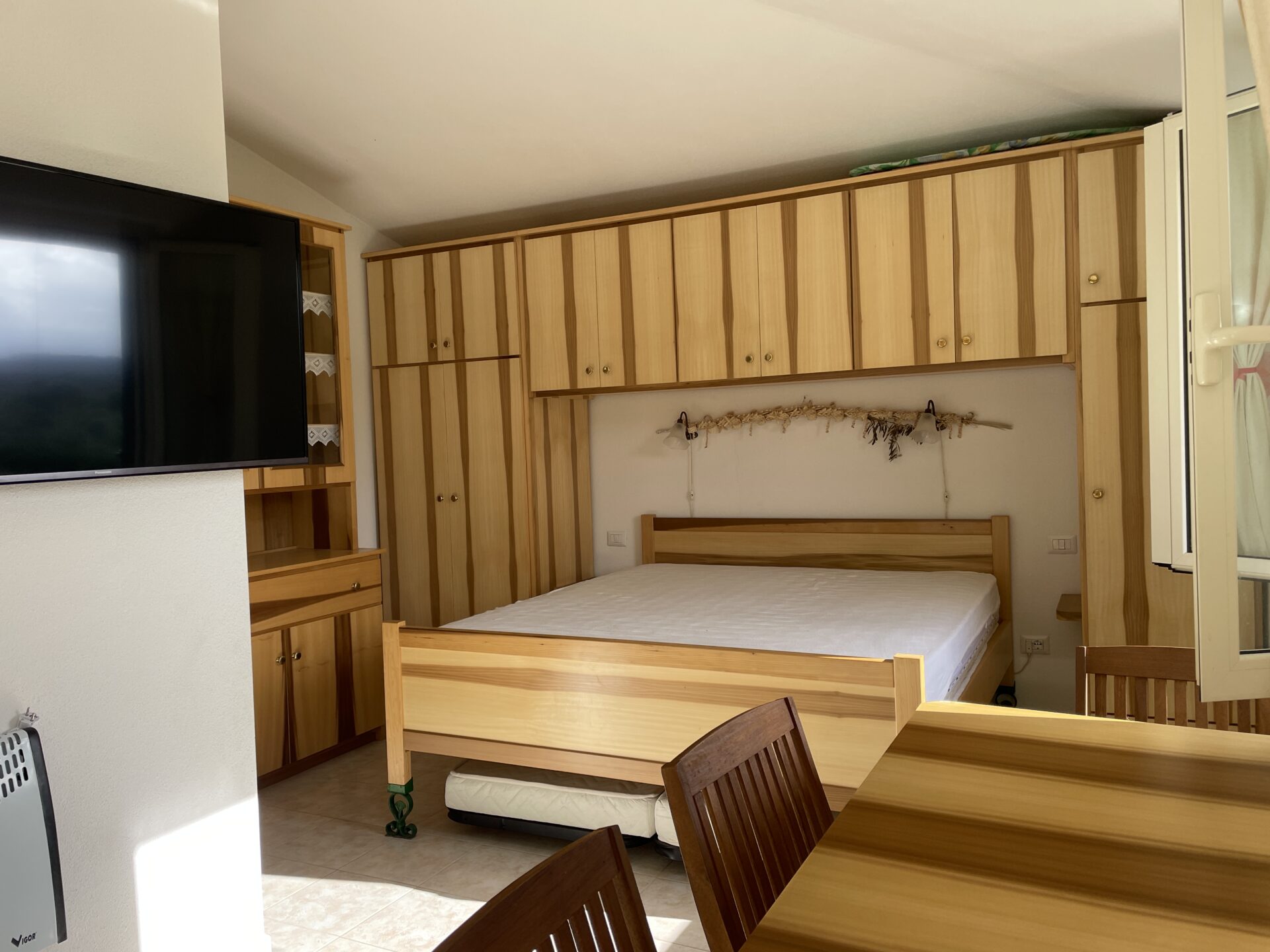 Monolocale Tibula – Open space con balcone